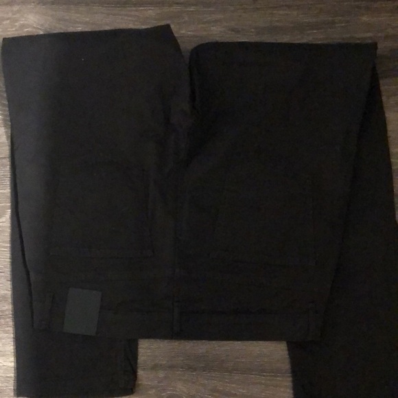 DKNY Pants - Picture 6 of 7